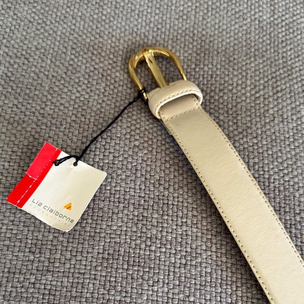 Liz Claiborne Cream Belt with Gold-Tone Buckle